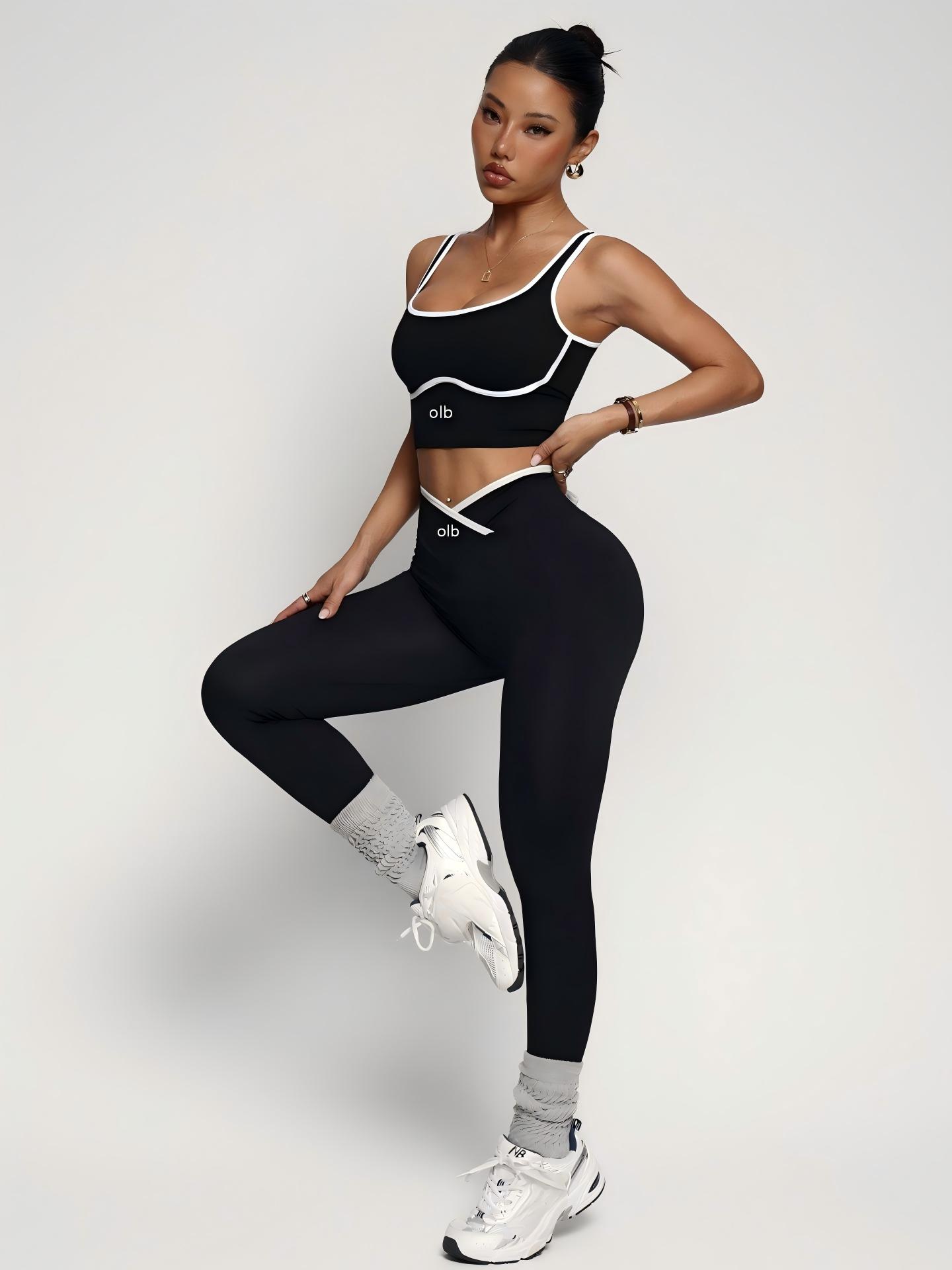 طقم رياضي جديد من قطعتين: حمال - مراجعة Sports Bra High Impact وسعره